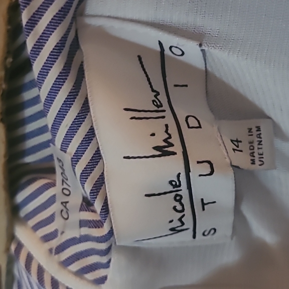 Off the shoulder dress - Picture 4 of 6